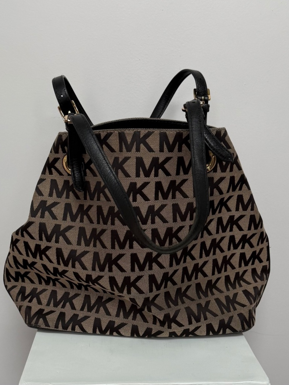 Michael Kors MK Jetset Logo Jacquard Tote